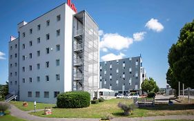 Ibis Fribourg 2*